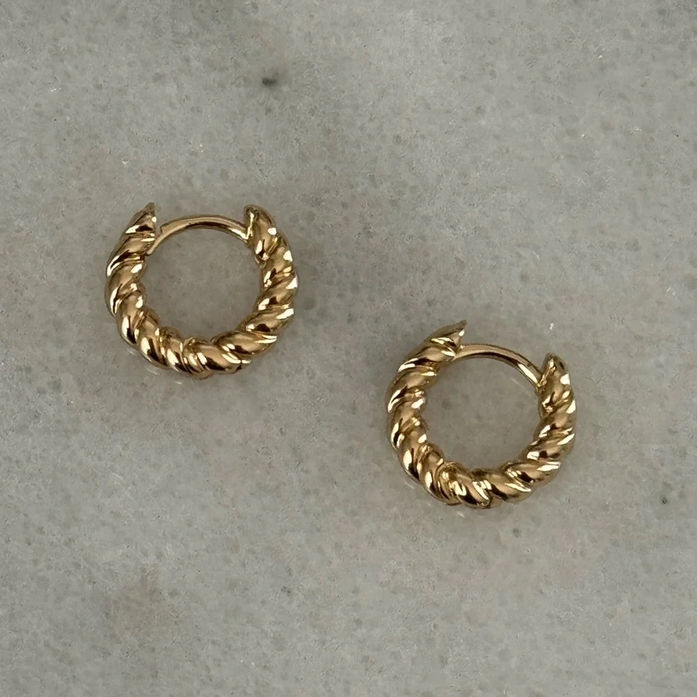 Gold Huggie Hoop Twist Crescent Earrings Brand New